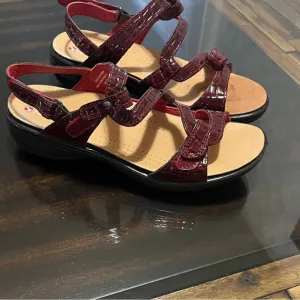 - Revere Miami Red Croc Comfort Leather Sandals Size 7