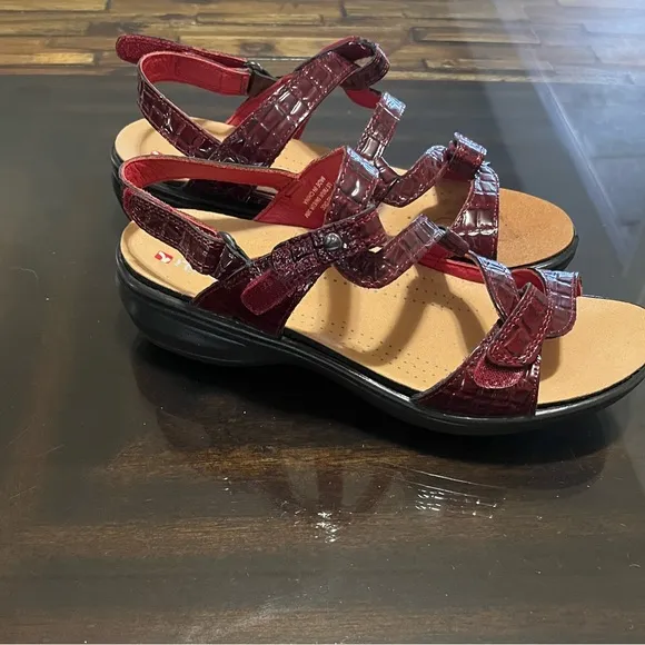 - Revere Miami Red Croc Comfort Leather Sandals Size 7