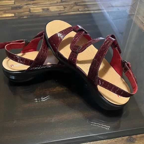 - Revere Miami Red Croc Comfort Leather Sandals Size 7