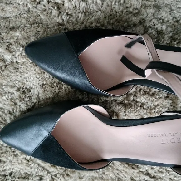 27 EDIT Naturalizer Black Leather/Suede Pointed toe heeled sandals size 8M