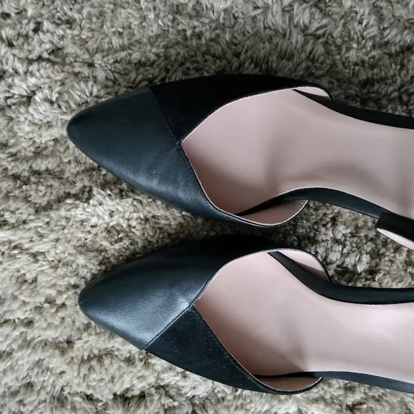 27 EDIT Naturalizer Black Leather/Suede Pointed toe heeled sandals size 8M
