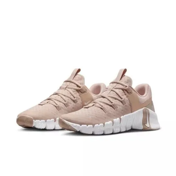 8.5W / 7M -[NEW] Women's Nike Free Metcon 5 Workout Shoes Pink Oxford DV3950-600