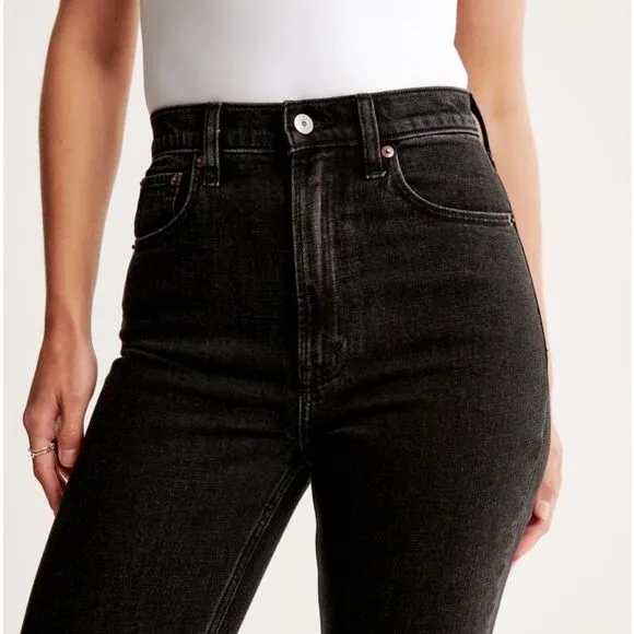 Abercrombie &amp; Fitch The Ankle Straight Ultra High Rise Jeans in Black Wash 27/4