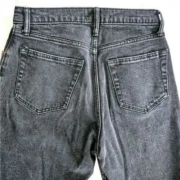 Abercrombie &amp; Fitch The Ankle Straight Ultra High Rise Jeans in Black Wash 27/4
