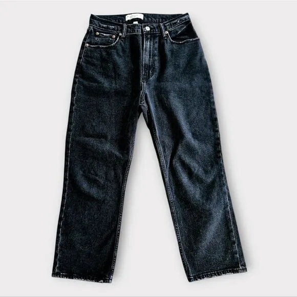 Abercrombie &amp; Fitch The Ankle Straight Ultra High Rise Jeans in Black Wash 27/4