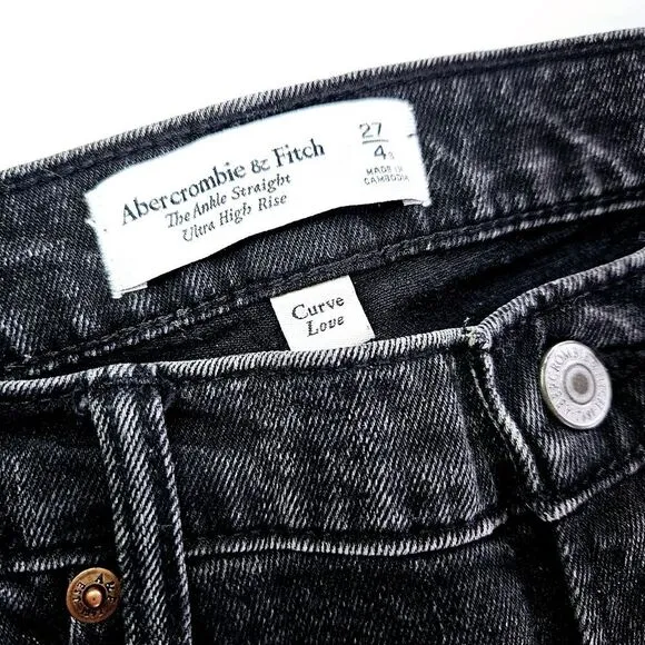 Abercrombie &amp; Fitch The Ankle Straight Ultra High Rise Jeans in Black Wash 27/4