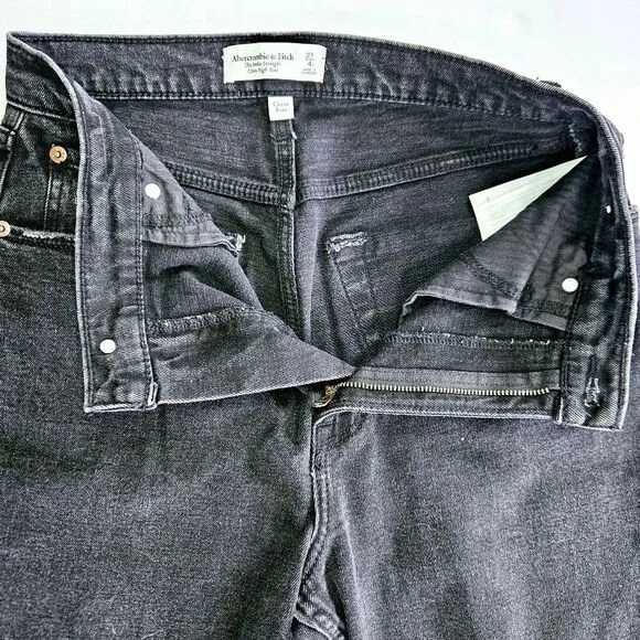 Abercrombie &amp; Fitch The Ankle Straight Ultra High Rise Jeans in Black Wash 27/4