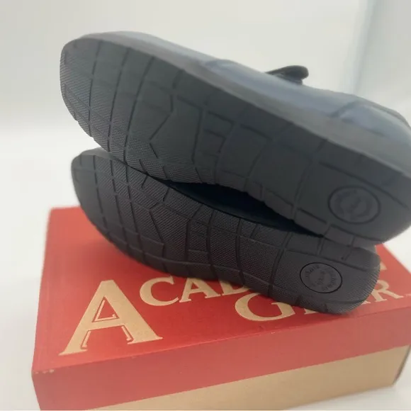 Académie Gear Lauren Girls Mary Jane Uniform Shoes, Size 1 W Big Kids, New