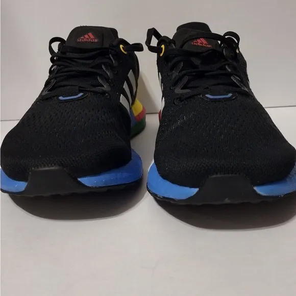 Adidas Men's Black Running Shoes size 7.5 pre owned Exellent condition