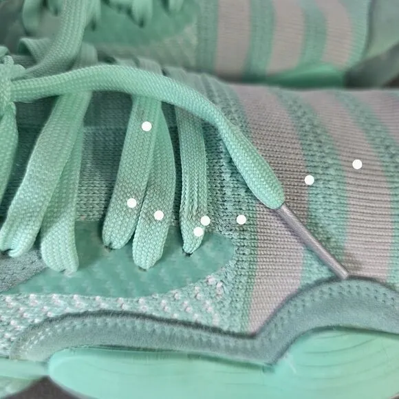 Adidas Trae Young 2 Basketball Shoes IG5333 Mint Green Men Size 11.5 US