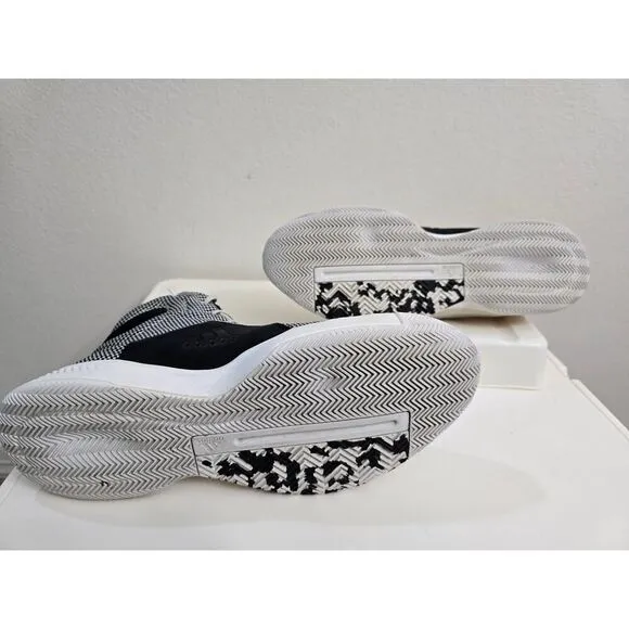 Adidas Men's Pro Bounce Madness BB8072 White Basketball Shoes Sneakers Size 12
