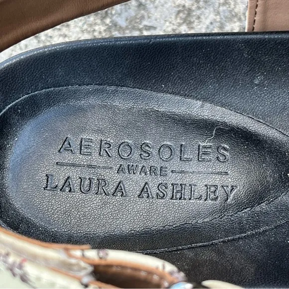 Aerosoles x Laura Ashley La Lamirca Double Strap Sandals - Size 9.5