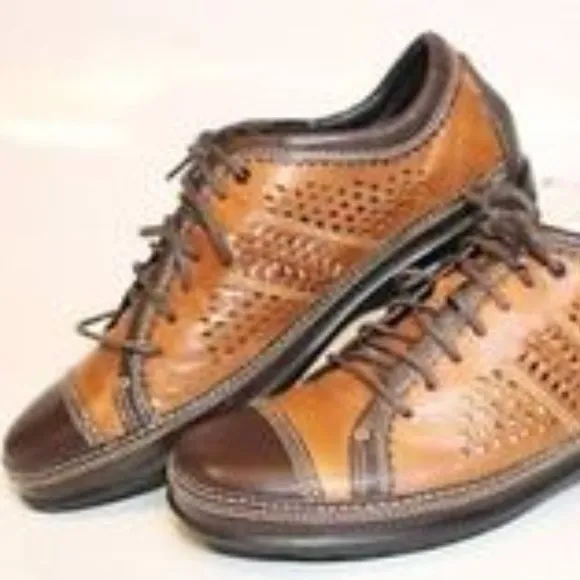 Aetrex  MEN'S PERFORATED (2) TONES LEATHER OXFORDS