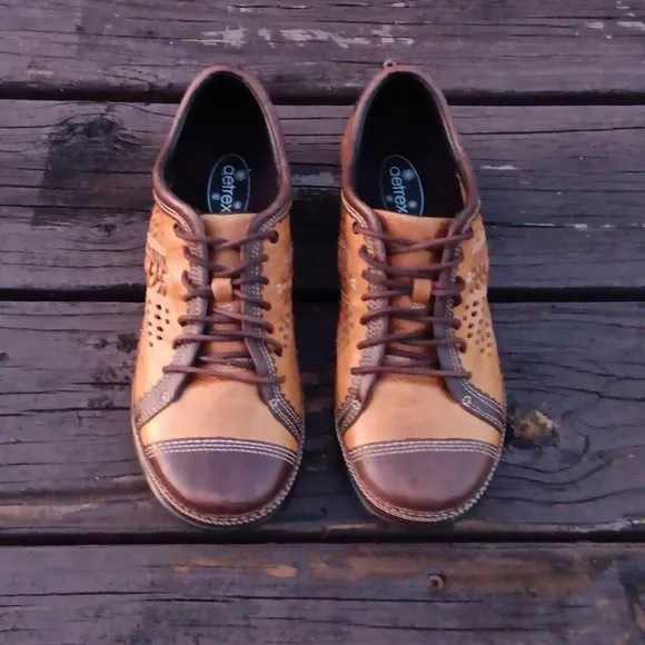 Aetrex  MEN'S PERFORATED (2) TONES LEATHER OXFORDS