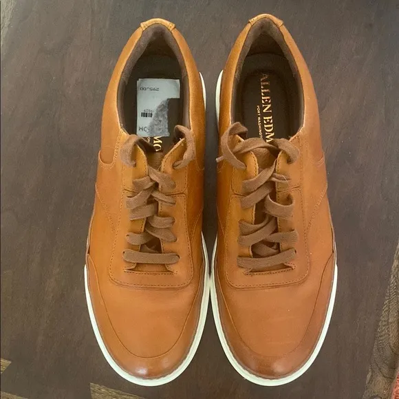 Allen Edmonds Men's Tan Leather Sneakers - LIKE NEW CONDITION