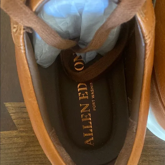 Allen Edmonds Men's Tan Leather Sneakers - LIKE NEW CONDITION