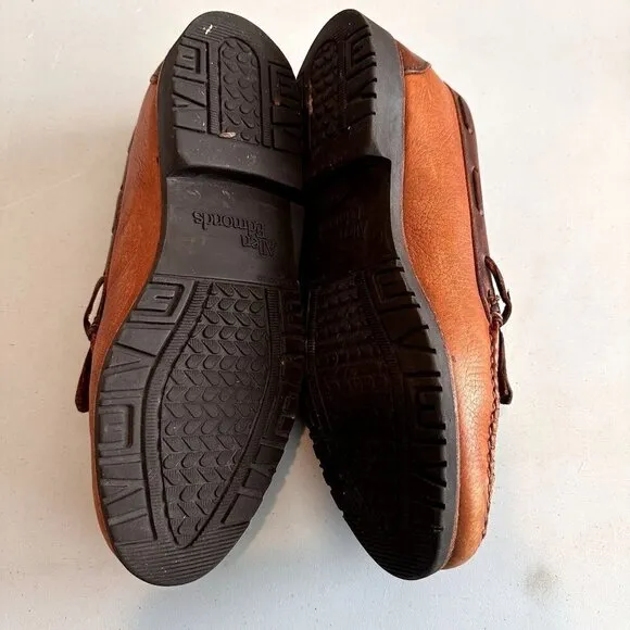 Allen Edmonds Nashua Loafer Mens Size 9  Brown Leather Rubber Sole Tassel