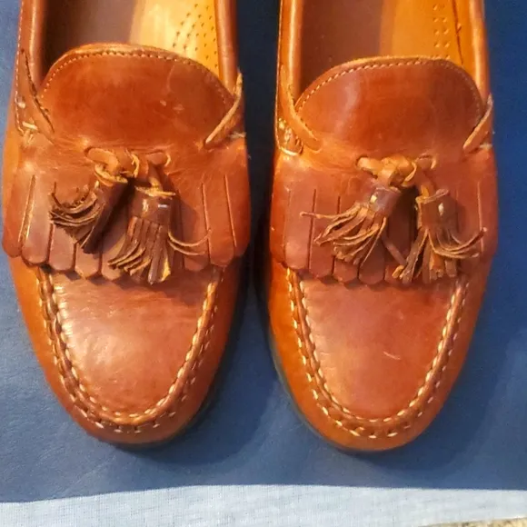 Allen Edmonds Nashua Tassel Loafers Men's Size 9