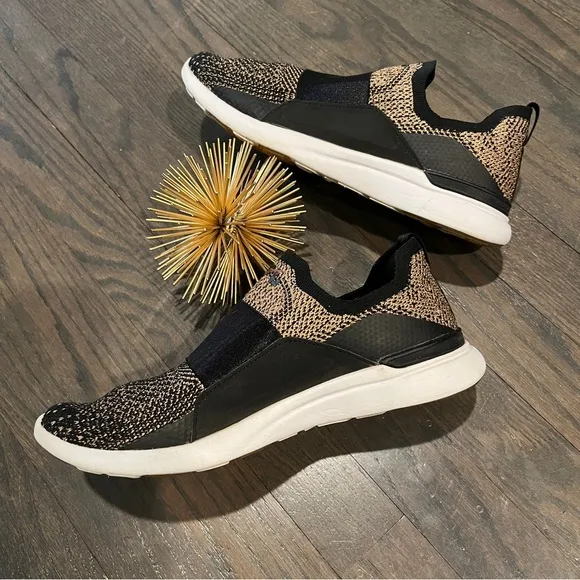 APL Womens TechLoom Bliss Shoe Black / Rose Gold / White Size 8.5
