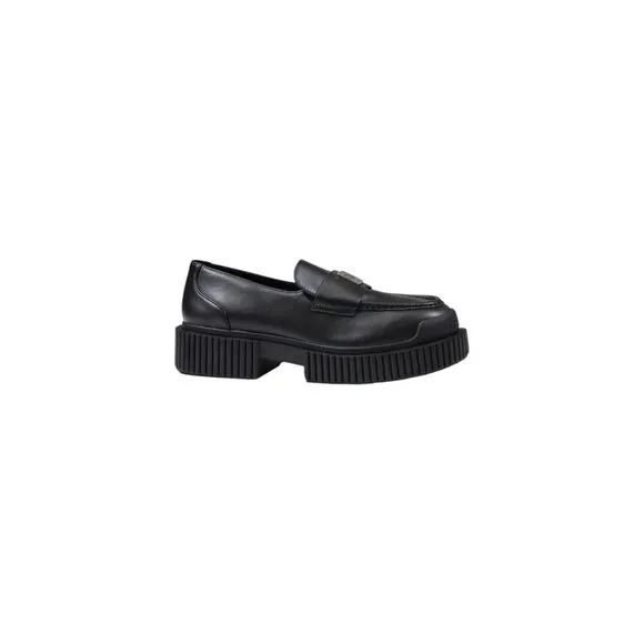 Armani Exchange Leather Moccasin with Rubber Sole Women Black Running Shoes
