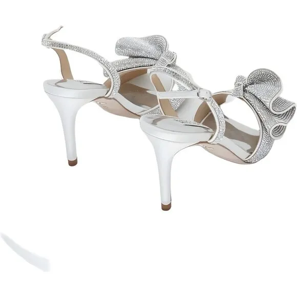 Badgley Mischka Women's Rennie Soft White Heeled Sandal Size 5.5