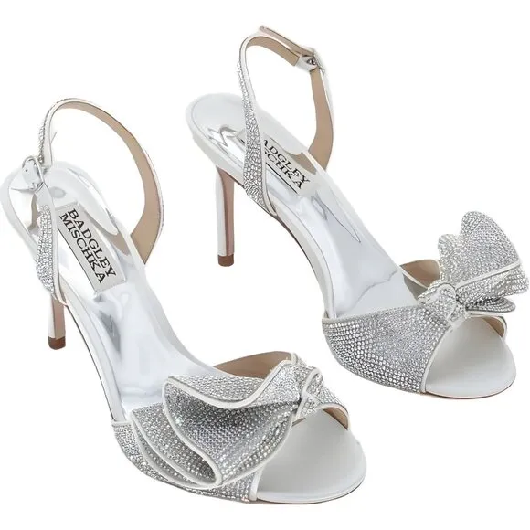 Badgley Mischka Women's Rennie Soft White Heeled Sandal Size 5.5
