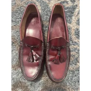 Bass Weejuns Tassel Loafers Burgundy Leather Dress Shoes Classic Style