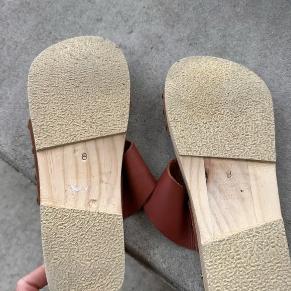 Beek Brown Leather Sandals