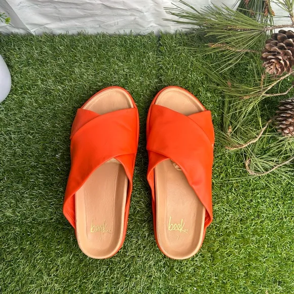 beekKite Sandals Tangerine Women's Orange Platform Slide Sandals size 7