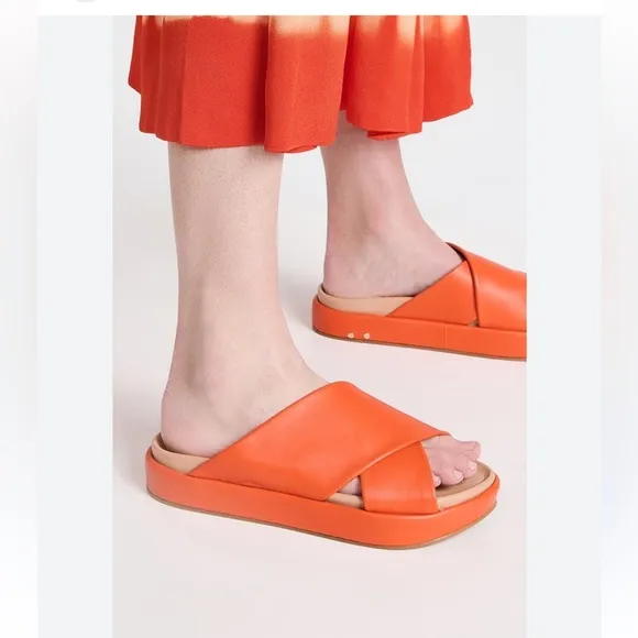 beekKite Sandals Tangerine Women's Orange Platform Slide Sandals size 7
