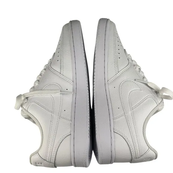 Big Kids Nike Court Vision Sz 6.5 Low Casual Lace-Up Shoes CD5434-100 White NWOB