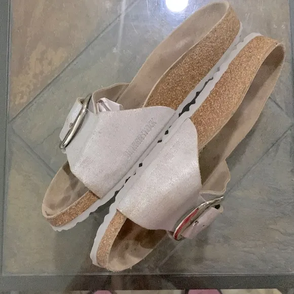 🤍🩶BIRKENSTOCK Madrid Graceful Big Buckle Recovery Slide Sandals🩶🤍
