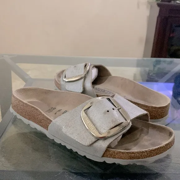 🤍🩶BIRKENSTOCK Madrid Graceful Big Buckle Recovery Slide Sandals🩶🤍