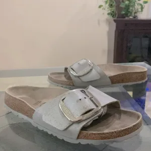 🤍🩶BIRKENSTOCK Madrid Graceful Big Buckle Recovery Slide Sandals🩶🤍