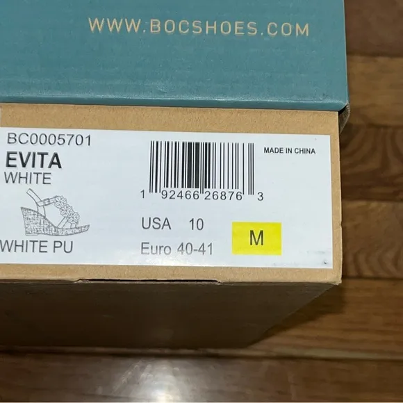 B.O.C. Evita Flower Comfort Wedge Sandals White &amp; Tan Women’s Size 10 NEW