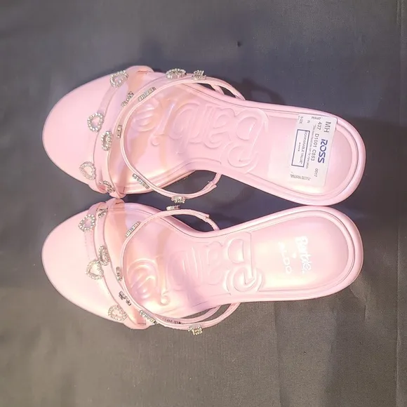 BRAND NEW ALDO BARBIEMULE HEELED SANDAL