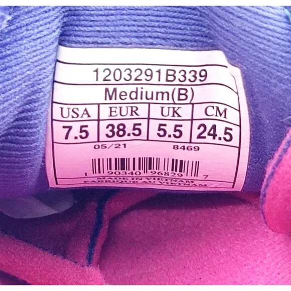 Brooks Adrenaline GTS 21 Women's Fitness Lifestyle Sneakers - Size 7.5
