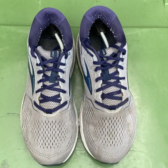 Brooks Beast 20 Running Walking Shoes Men’s Size 13EE Double Wide Grey Blue EUC