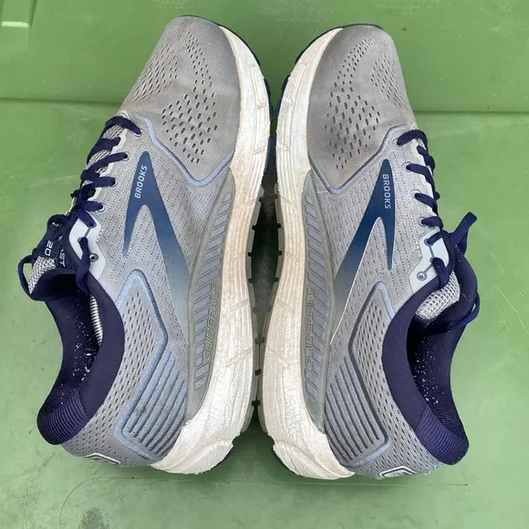 Brooks Beast 20 Running Walking Shoes Men’s Size 13EE Double Wide Grey Blue EUC