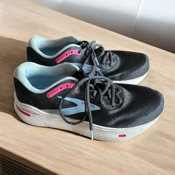 Brooks Ghost Max Wide Ebony Open Air W Running Fitness Active