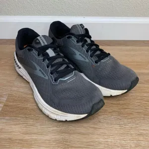 Brooks Transcend 7 Men’s Gray Running Shoes