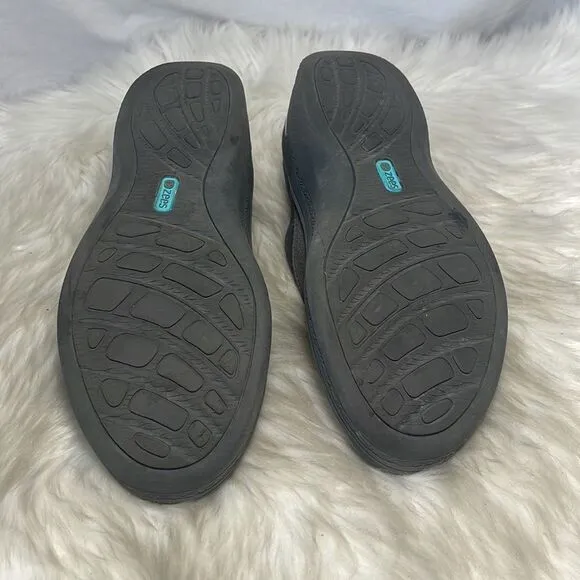 Bzees Naturalizer Diva Grey Zip Front Comfort Shoes Sz  9