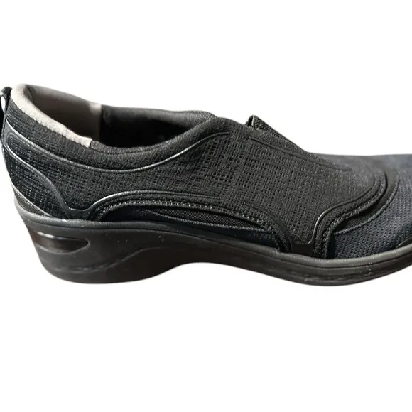 Bzees Women's Slip-On Comfort Sneakers Black Size 11 Casual Shoes