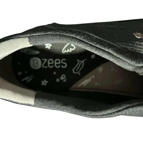 Bzees Women's Slip-On Comfort Sneakers Black Size 11 Casual Shoes