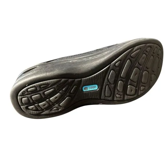 Bzees Women's Slip-On Comfort Sneakers Black Size 11 Casual Shoes