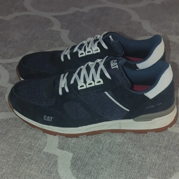 Caterpillar Dark Blue Sneakers with Low-Top Design and Textured Fabric