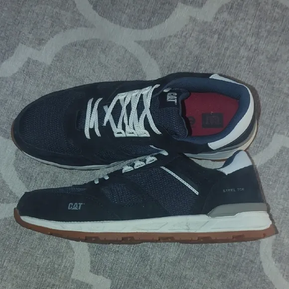 Caterpillar Dark Blue Sneakers with Low-Top Design and Textured Fabric