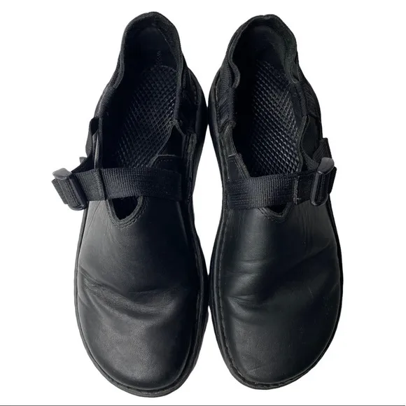 Chaco PedShed Shoes. Size 8.5