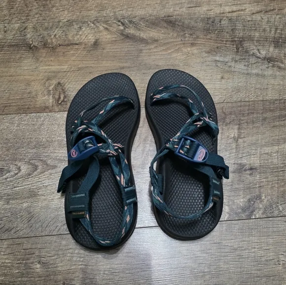 Chaco Teal and Black Strappy Sandals Women Size 9