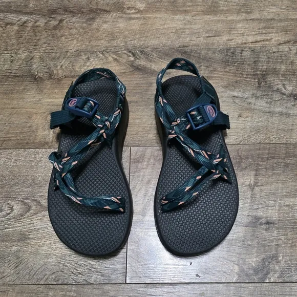 Chaco Teal and Black Strappy Sandals Women Size 9